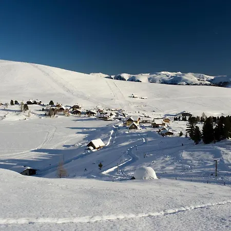 Semesterbostad Hochgamshuette - Berghuette Auf 1800m Mit Sauna, Kamin & Bergpanorama Falkert