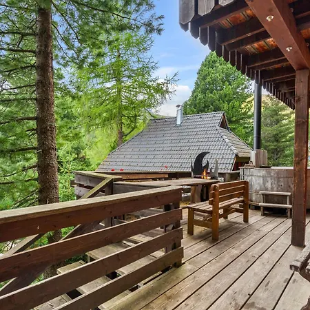 Hochgamshuette - Berghuette Auf 1800m Mit Sauna, Kamin & Bergpanorama! * Falkert
